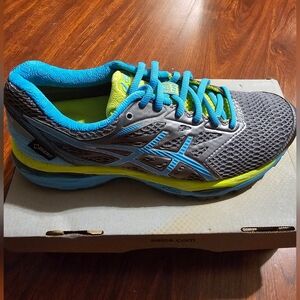 Asics Gel Cumulus 18 G-TX, Size 7